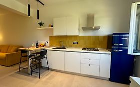 VentunoDodici Oliveri Apartments